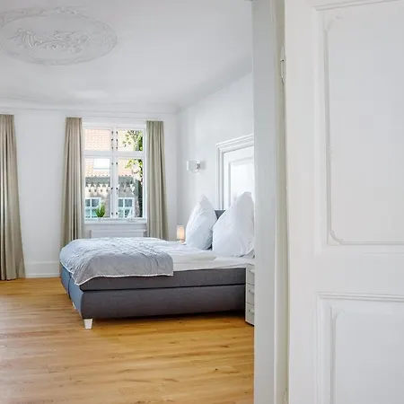 Апартаменты Gutshaus No2 *